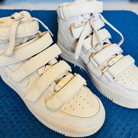 NWOT Nike Women Air Force 1 High DM7926 200 Billie Eilish Size 6 - Picture 4 of 9